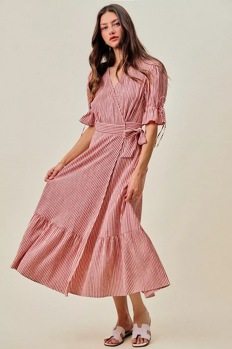 SO ME Stripe Textured Short Sleeves Lined Wrap Midi Dress