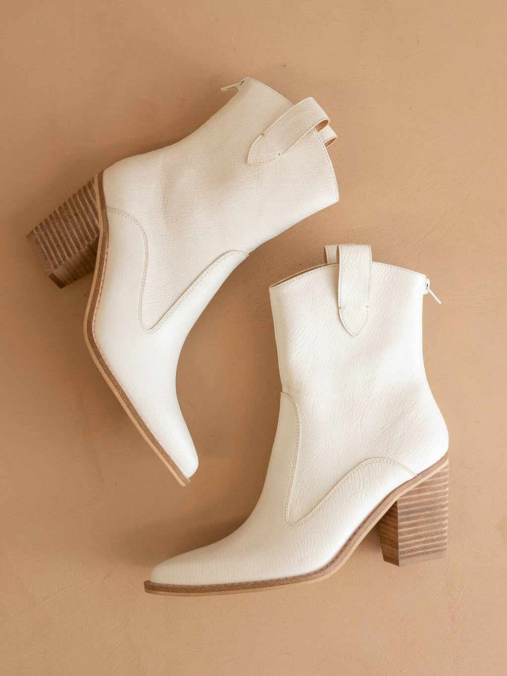 The Tara White | Two Paneled Western Boot